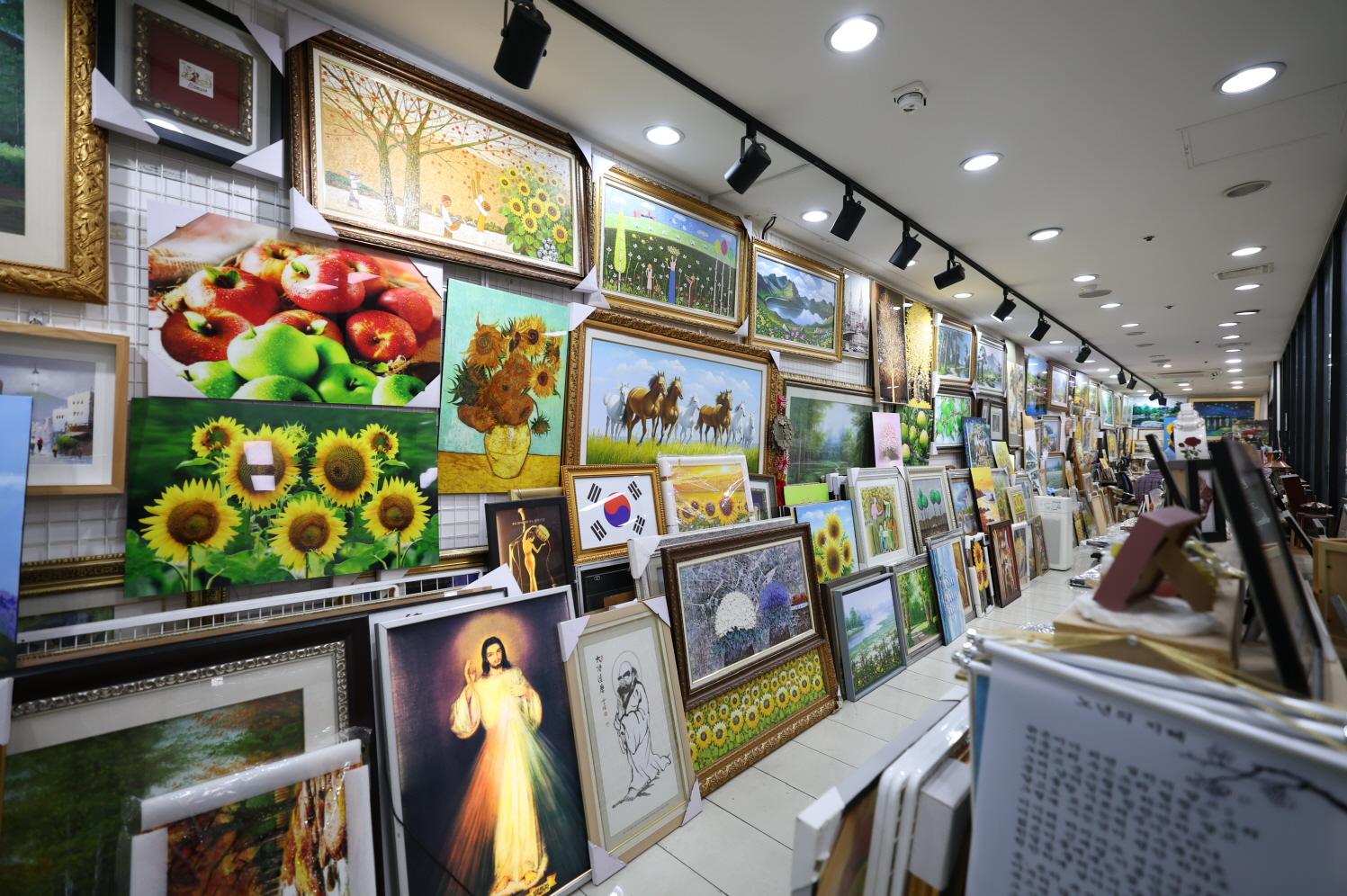 낙원화랑(낙원 앤 현대) 내부1