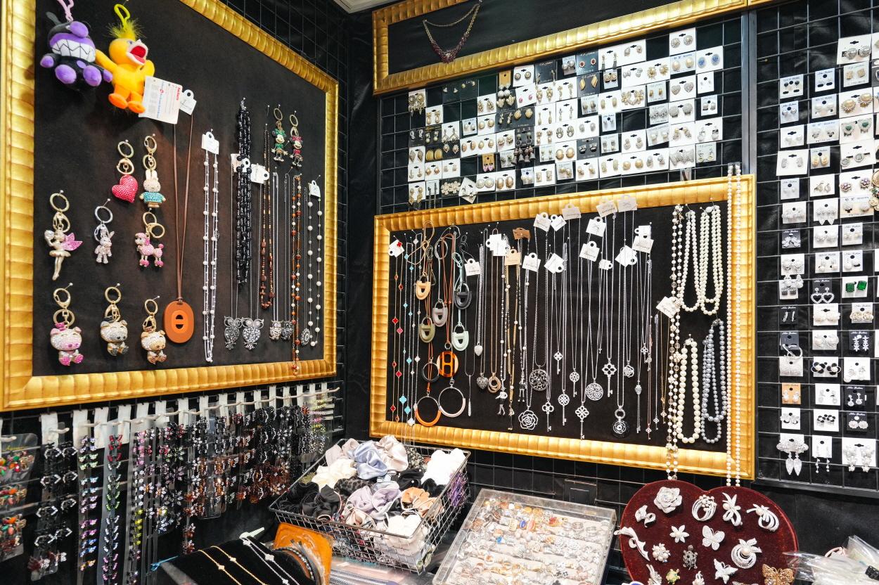 멋쟁이 SHOP 내부1