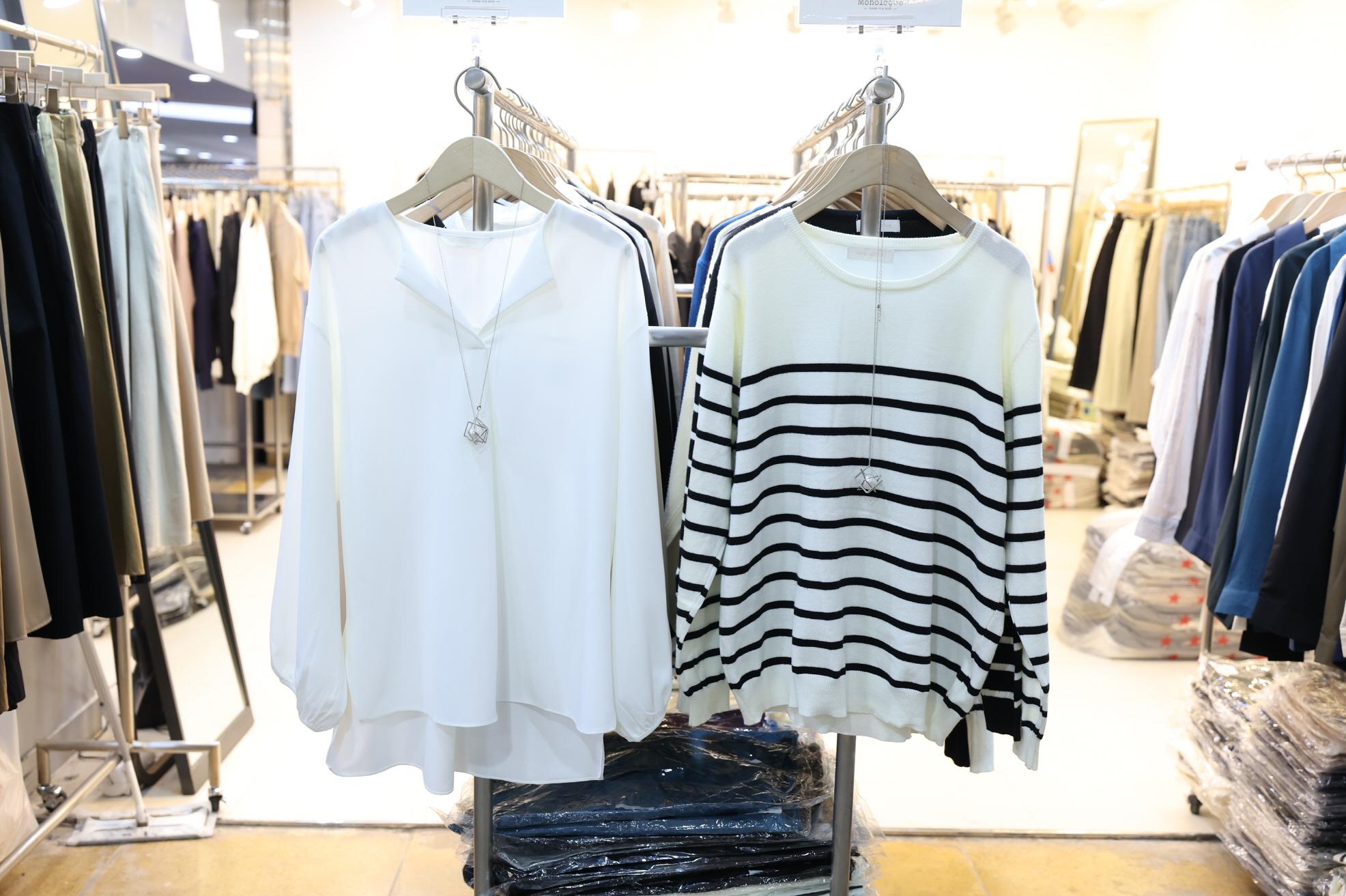 모놀로그 상품1