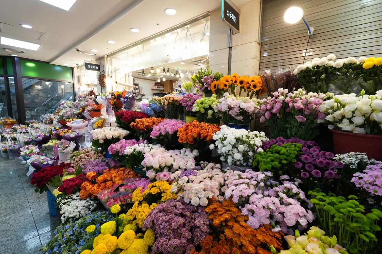 성우화원 내부2