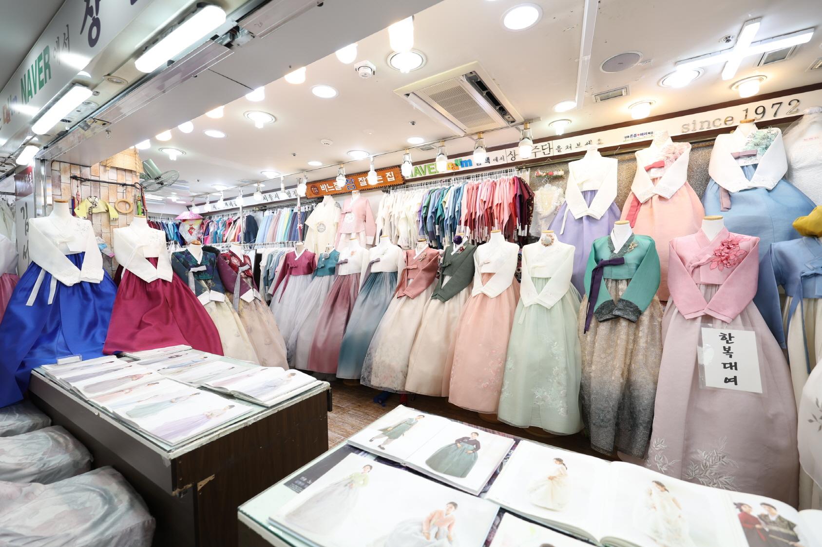 상신주단(김선영한복) 내부1