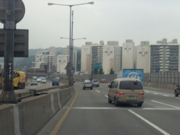 내부순환로(성산방향) 홍지문터널 종점 지난 770M 사진