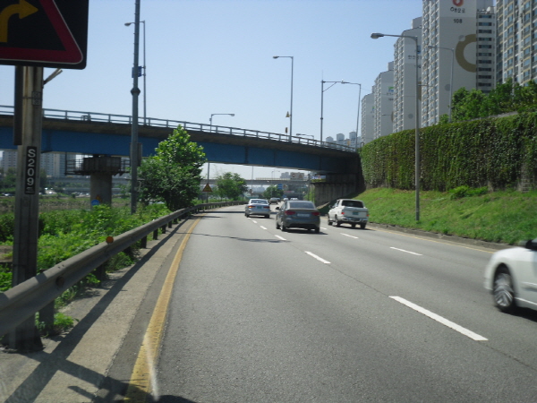 동부간선도로(성수방향) 한천교 지난 360M 사진