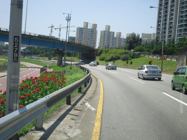 동부간선도로(성수방향)이화교 지난 525M 사진