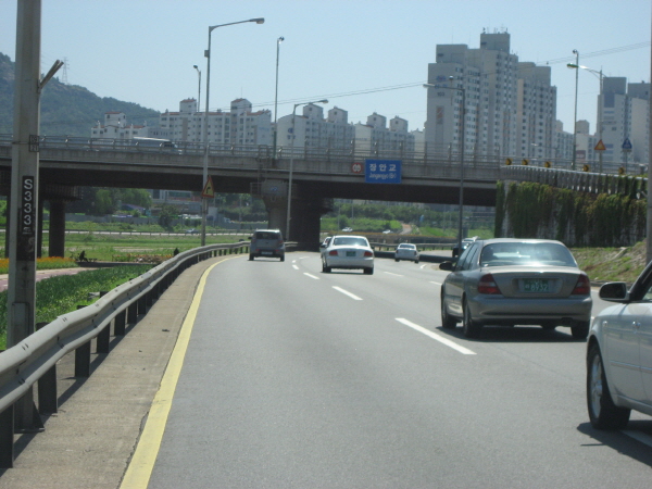 동부간선도로(성수방향)중랑교 지난 1,345M 사진