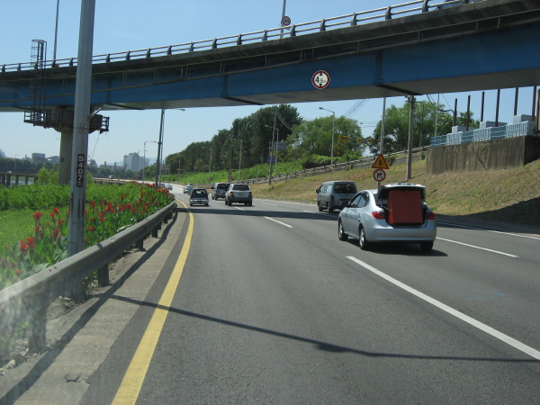 동부간선도로(성수방향)군자교 지난 360M 사진