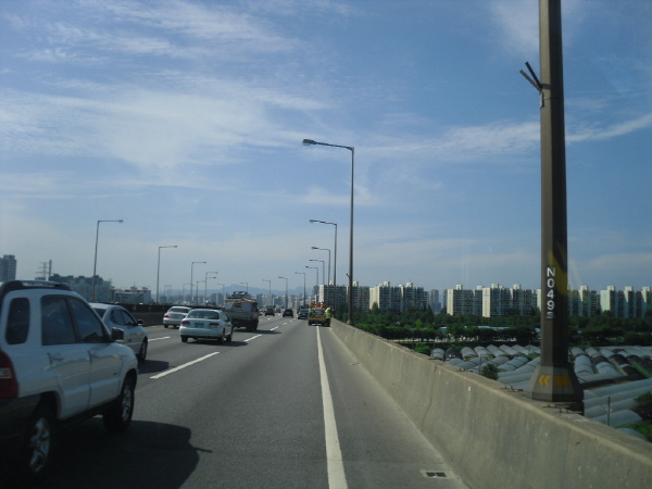 동부간선도로(장지방향) 탄천고가시점 지난 580M 사진