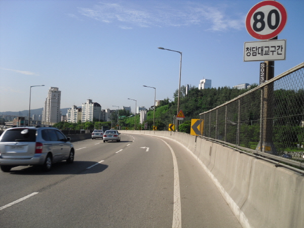 동부간선도로(장지방향) 청담대교북단시점 지난 770M 사진