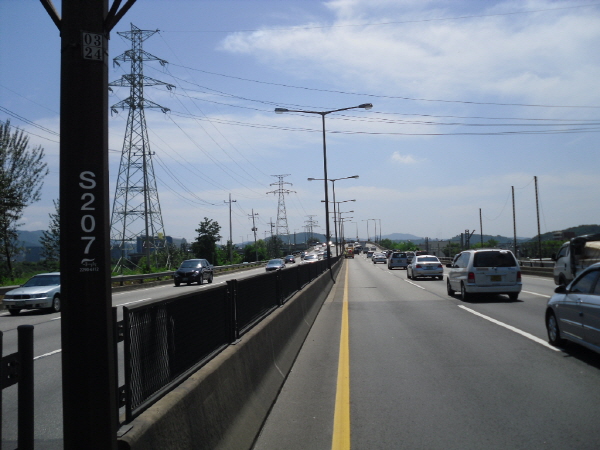 동부간선도로(장지방향) 광평교 지난 340M 사진