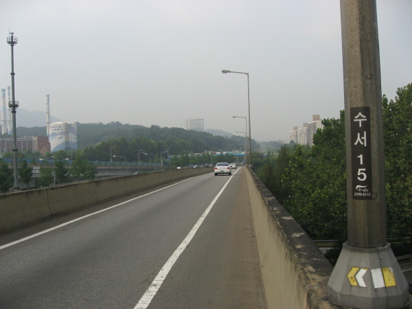 동부간선도로(청담방향) 수서→양재대로진입램프 시점 지난 700m 사진