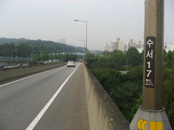 동부간선도로(청담방향) 수서→양재대로진입램프 시점 지난 800m 사진