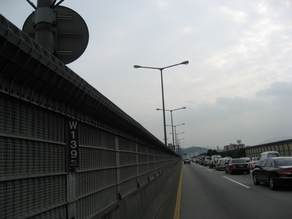 북부간선도로(하월곡방향) 월릉램프 지난 80M 사진