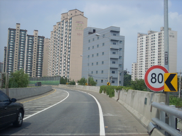 서부간선도로(성산방향) 안양천교 종점 사진