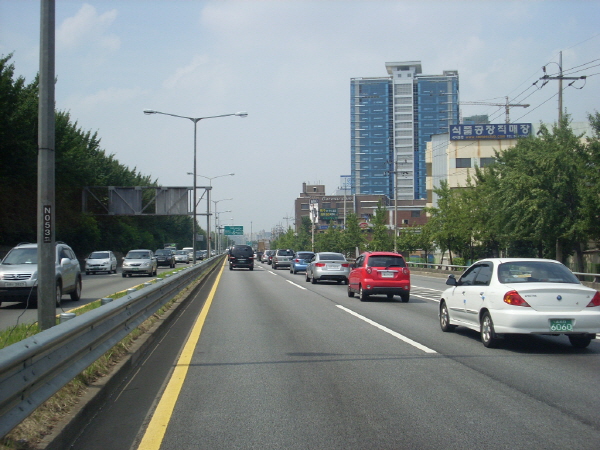 서부간선도로(성산방향) 금천교 지난 525M 사진