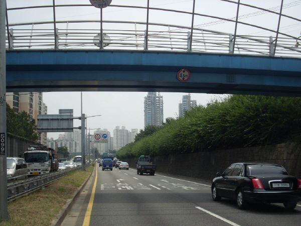 서부간선도로(시흥방향) 오목지하차도 지난 420M 사진