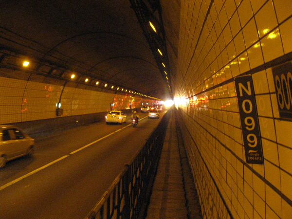 언주로(포이방향) 구룡터널 시점 지난 800M 사진